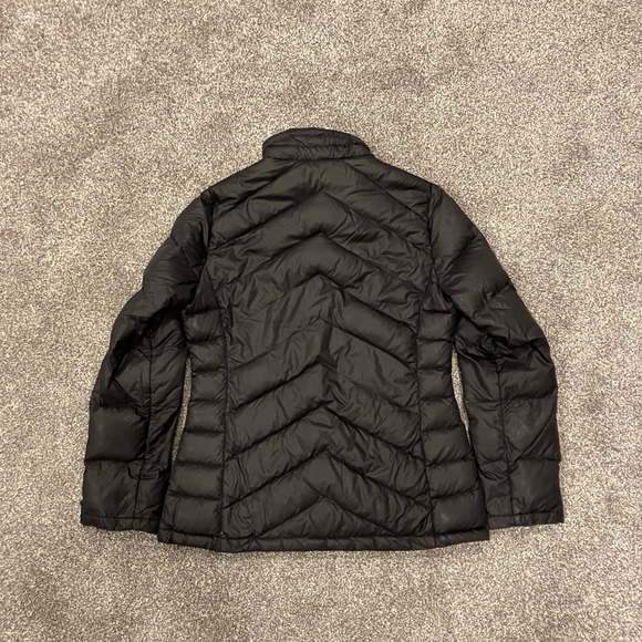 Calvin Klein Packable Puffer Jacket - Picture 5 of 8